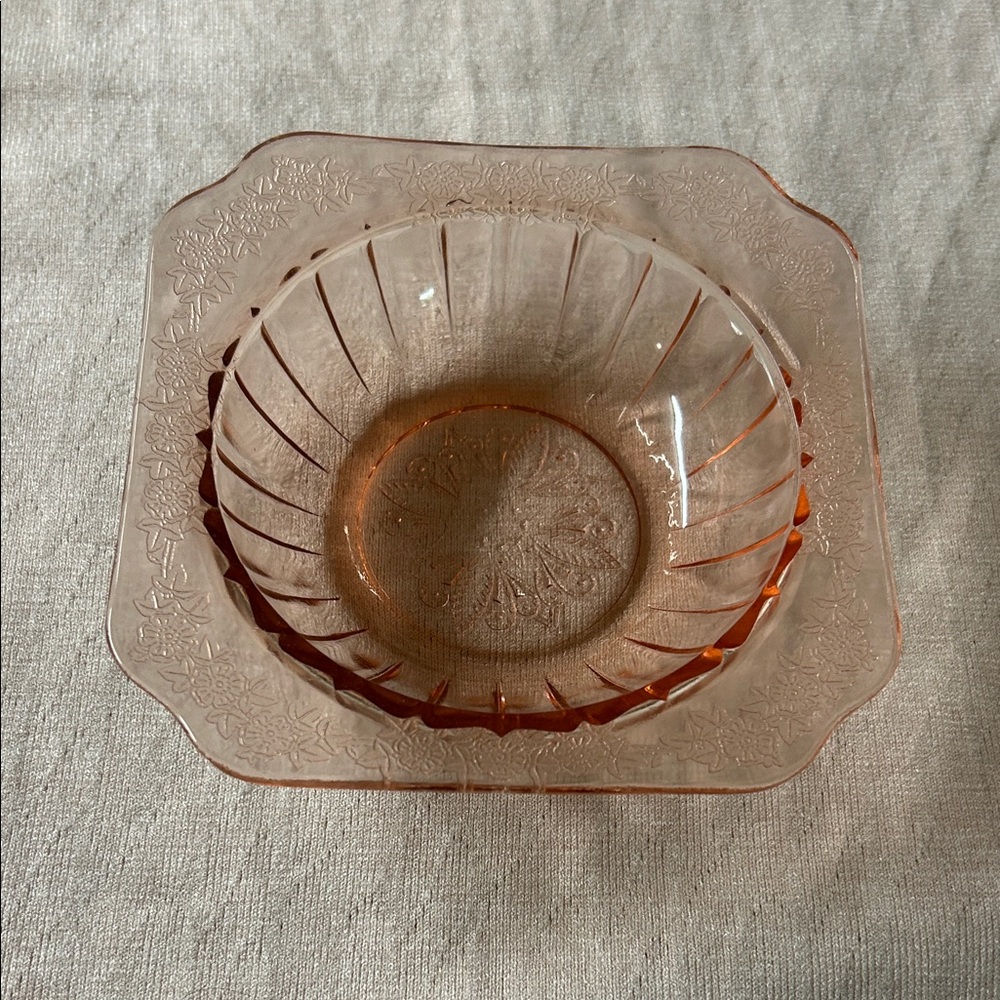 Pink Depression Glass Serving Bowl - Elegant Floral Design